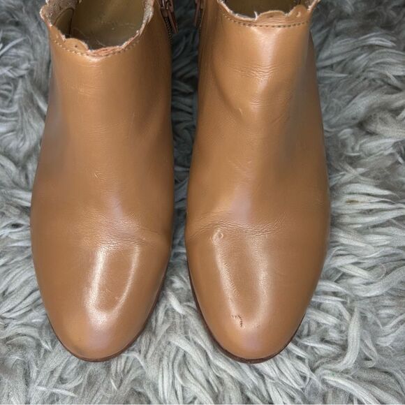 Jack Rogers tan scalloped leather block heel ankle boots women’s shoe size 8 - Picture 3 of 12